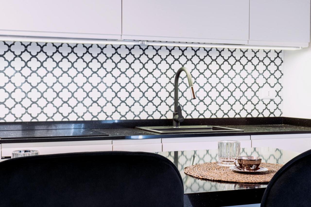 Palazzovilla Historic Building Luxury Suite فلورنس المظهر الخارجي الصورة