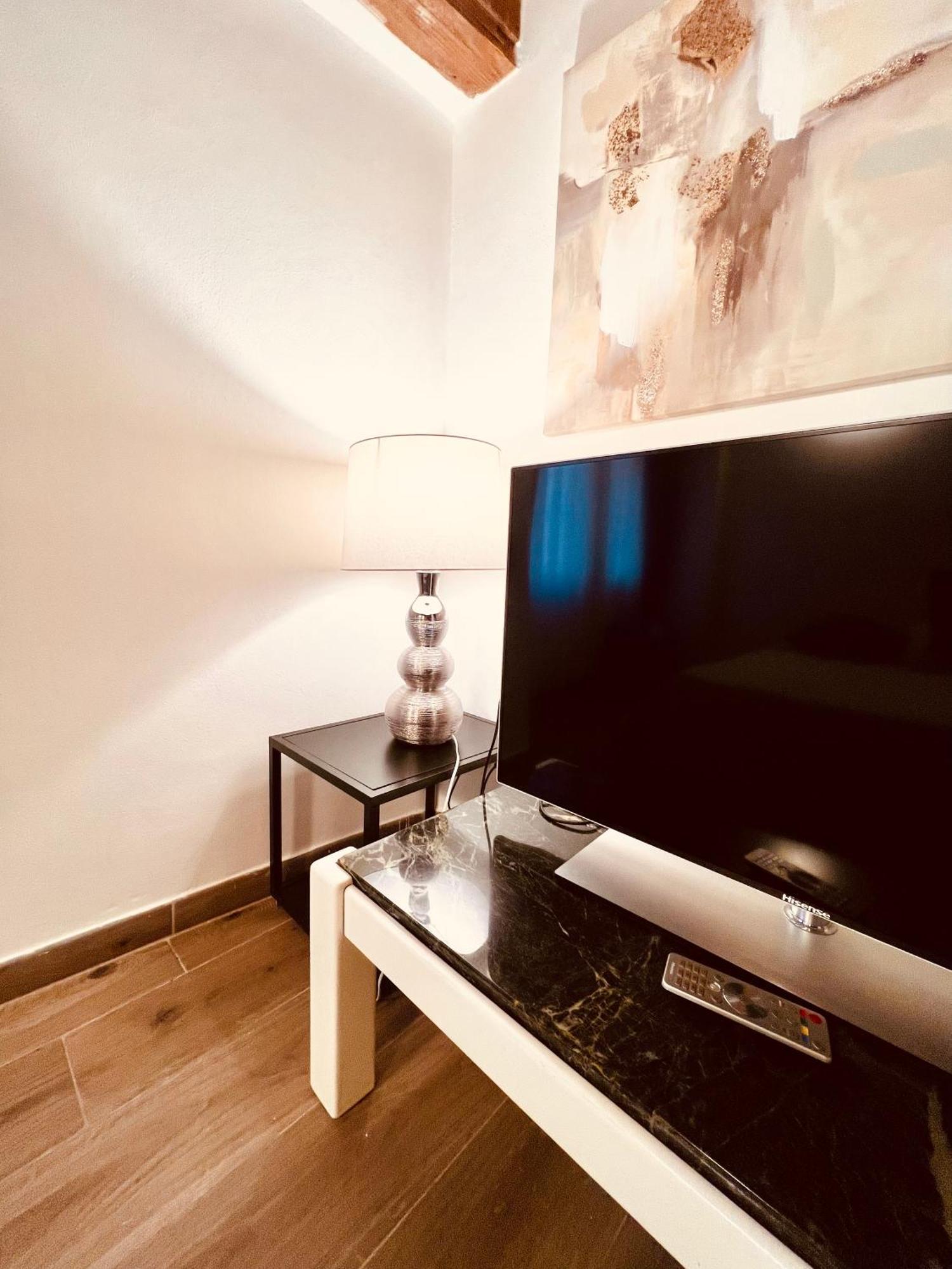 Palazzovilla Historic Building Luxury Suite فلورنس المظهر الخارجي الصورة